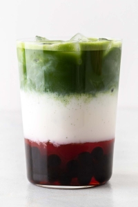 Strawberry Matcha Latte Bubble Tea